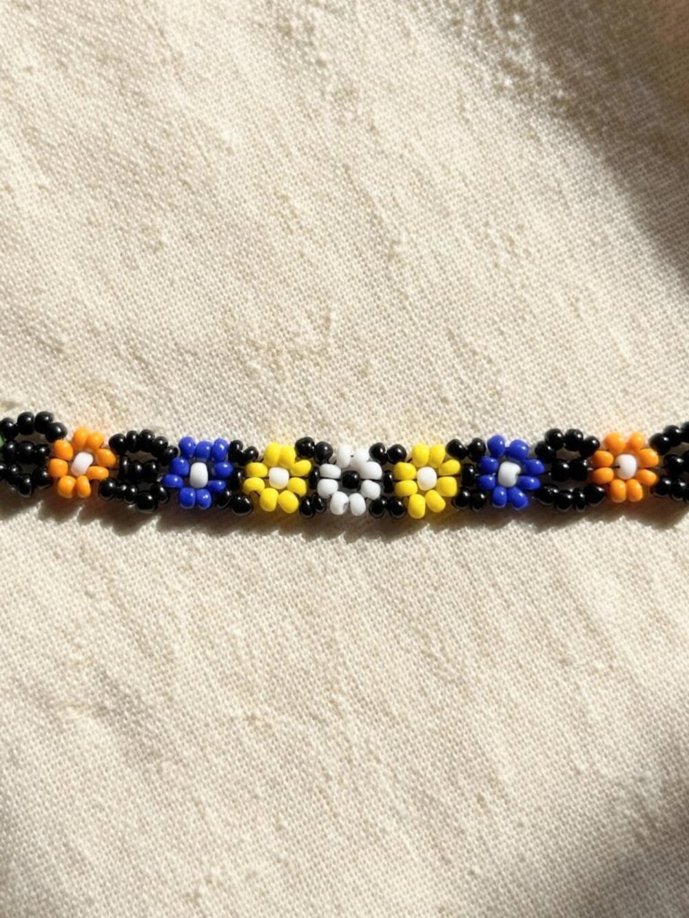 Black Multicolor Flower Beaded Bracelet